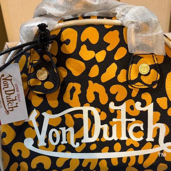 NWT Von Dutch Orange and Black Animal Print Crossbody Bag - Picture 2 of 9